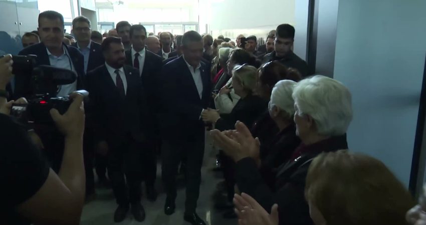 Ardahan ve Kars programları dolayısıyla bugün Kars’a gelen YENİ Parti