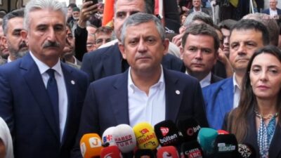 YENİ Parti Genel Başkanı Özgür Özel, Bursa’da yaptığı açıklamalarda borsadaki