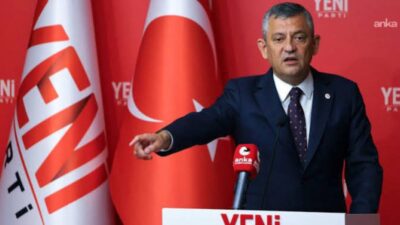 YENİ Parti Genel Başkanı Özgür Özel, X ve Instagram’da çok