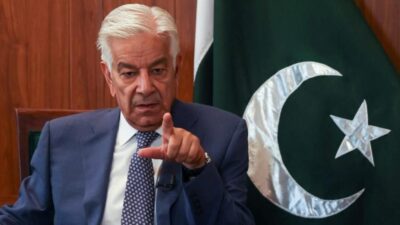 Pakistan Savunma Bakanı Khawaja Asif, Yemen'deki Husilerin saldırılarının Suudi Arabistan’a