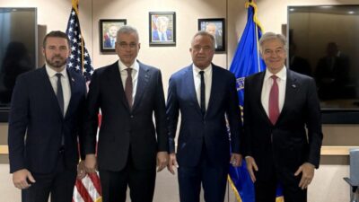 Sağlık Bakanı Kemal Memişoğlu, Washington D.C.'de, ABD Sağlık Bakanı Robert