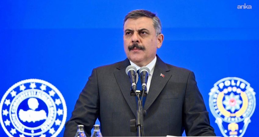 Şanlıurfa’da 5,4 büyüklüğünde deprem… İçişleri Bakanı Çiftçi: Tüm ekipler saha taramalarına derhal başlamıştır İçişleri Bakanı Mustafa Çiftçi, Şanlıurfa'da meydana gelen 5,4 büyüklüğündeki depremin