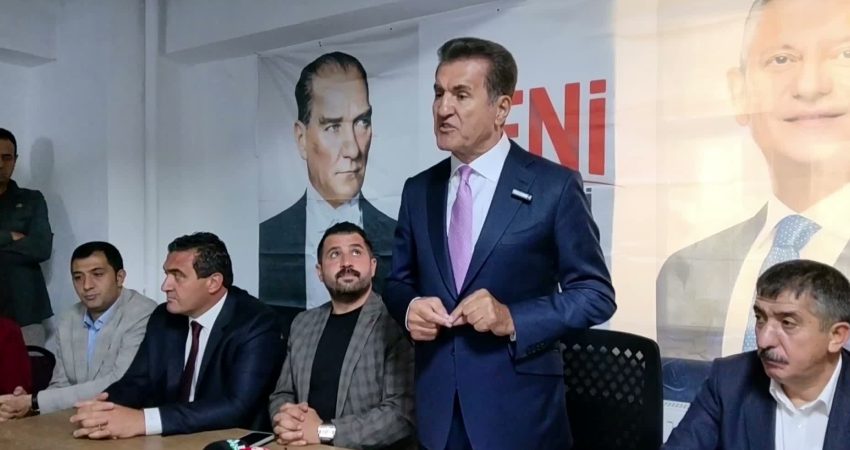 YENİ Parti Erzincan Milletvekili Mustafa Sarıgül ve Sivas Milletvekili Ulaş