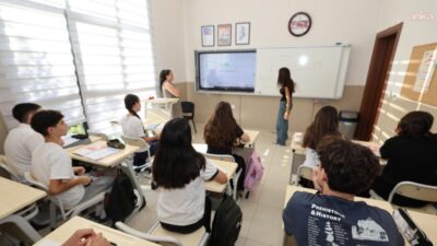 Şehzadeler Belediyesi Gençlik Evi’nde lise öğrencilerine yönelik okula destek ve