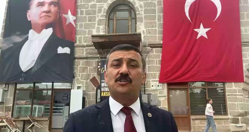 İYİ Parti Genel Başkan Yardımcısı Selçuk Türkoğlu, KCK Yürütme Konseyi Eş