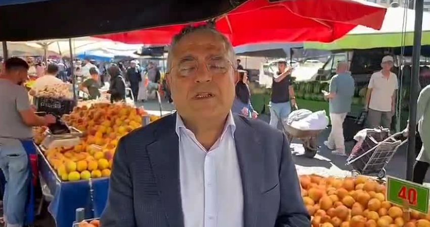 YENİ Parti Diyarbakır Milletvekili Sezgin Tanrıkulu, Kayapınar ilçesinde pazar esnafı