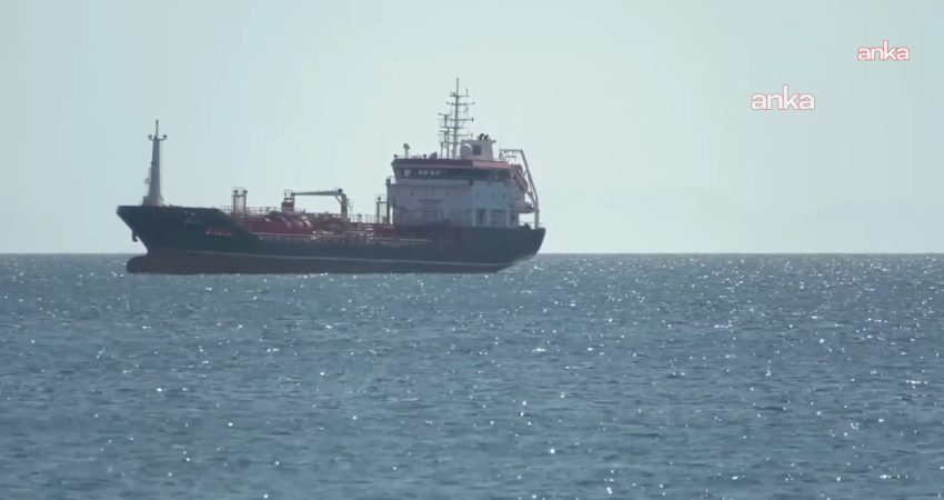 Silivri'nin 18 mil açığında dün 03.00 sıralarında yaşanan ve 10