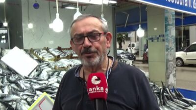 Sinop’ta balıkçılar, ihtiyaç sahibi vatandaşların ve öğrencilerin balık tüketebilmesi için