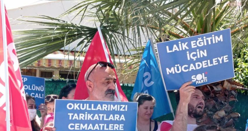 SOL Parti’den eğitim raporu: Özel okullar kamulaştırılacak, eğitim her düzeyde parasız olacak SOL Parti, "Laik, Parasız ve Demokratik Eğitim İçin Mücadele Raporu"nu