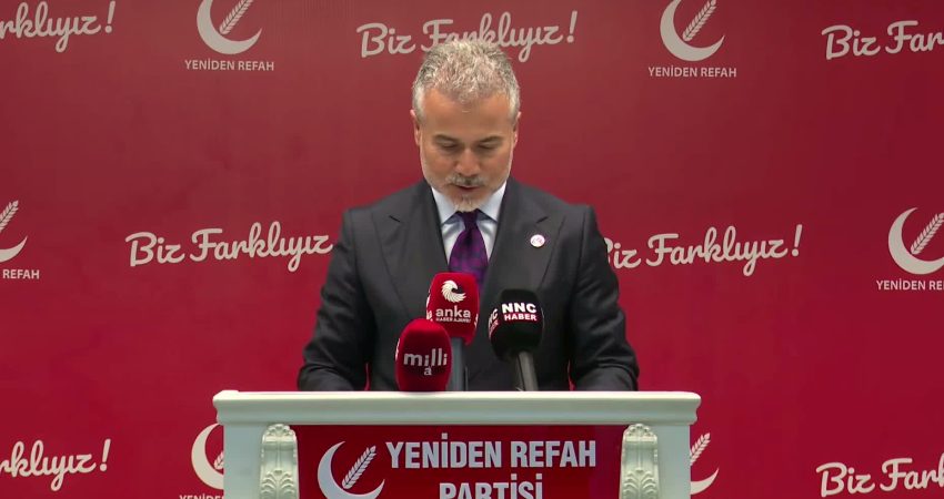 Yeniden Refah Partisi Genel Başkan Yardımcısı Suat Kılıç, Ahmet Davutoğlu'na