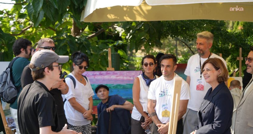 Sümerpark, Eskişehir Porsuk Festivali’nde sanatın buluşma noktası oldu Uluslararası Eskişehir Porsuk Festivali'nin önemli duraklarından Sümerpark, sanat, tasarım, müzik