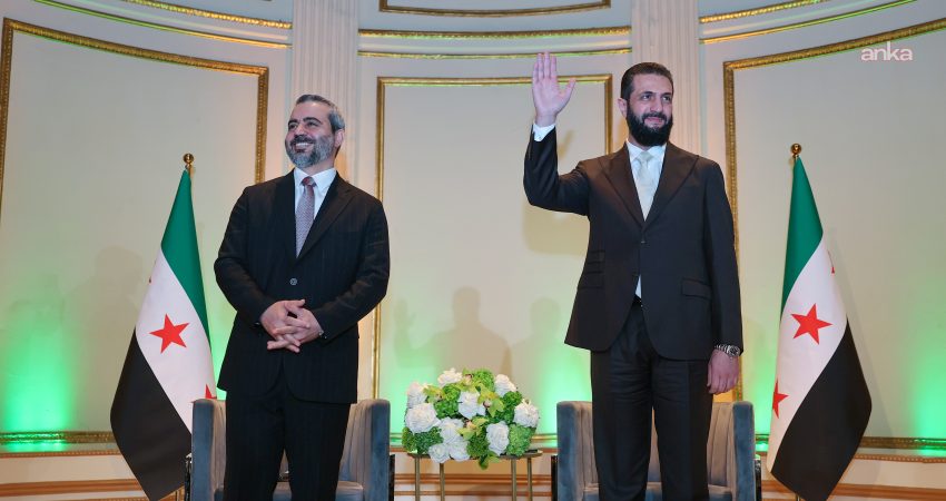 Suriye Cumhurbaşkanı Şara, New York’ta Suriye diasporasıyla görüştü Suriye Cumhurbaşkanı Ahmed eş-Şara, Birleşmiş Milletler (BM) 81'inci Genel Kurulu