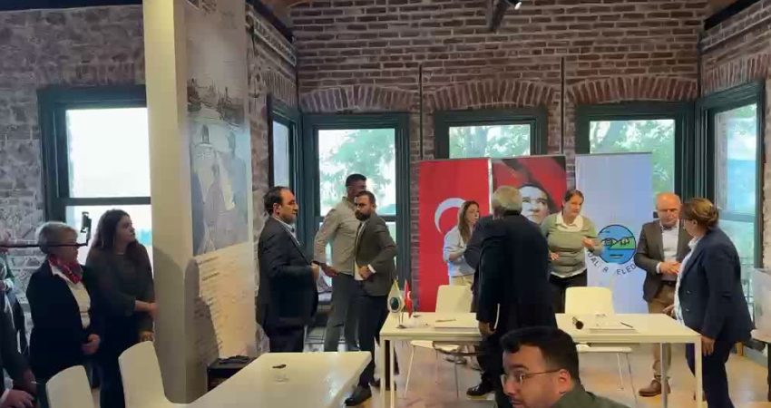 Tartışmalı seçimde Adalar Belediyesi başkan vekilliğine AK Partili Kemal Türkyılmaz’ın seçildiği açıklandı Adalar Belediye Başkanı Ali Ercan Akpolat'ın 23 Haziran'da tutuklanmasının ardından
