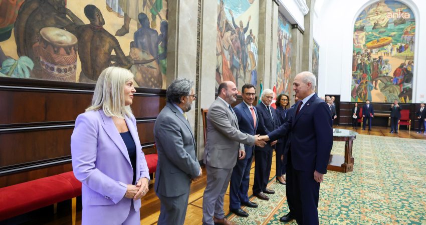 TBMM Başkanı Kurtulmuş, Portekiz Meclis Başkanı Aguiar-Branco ile Görüştü: İş Birliği Protokolü İmzalandı Türkiye Büyük Millet Meclisi Başkanı Numan Kurtulmuş, beraberindeki parlamento heyetiyle