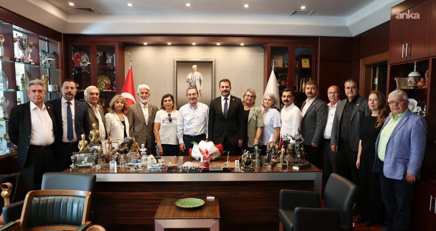 Tepebaşı Belediye Başkanı Ataç, YENİ Parti İl Yönetimi’ni ağırladı Tepebaşı Belediye Başkanı Ahmet Ataç, YENİ Parti Kurucu İl Başkanı