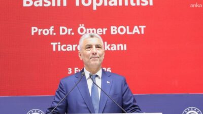 Ticaret Bakanı Ömer Bolat, yeni eğitim-öğretim yılı öncesinde kırtasiye ürünlerine
