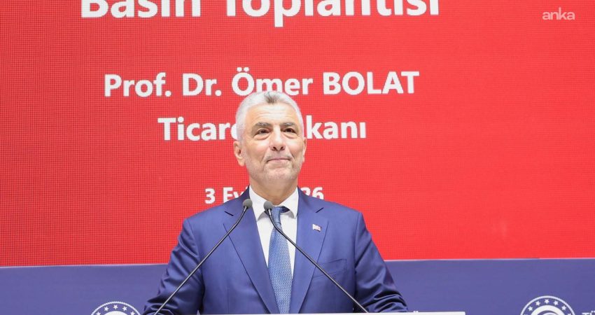 Ticaret Bakanı Ömer Bolat, yeni eğitim-öğretim yılı öncesinde kırtasiye ürünlerine
