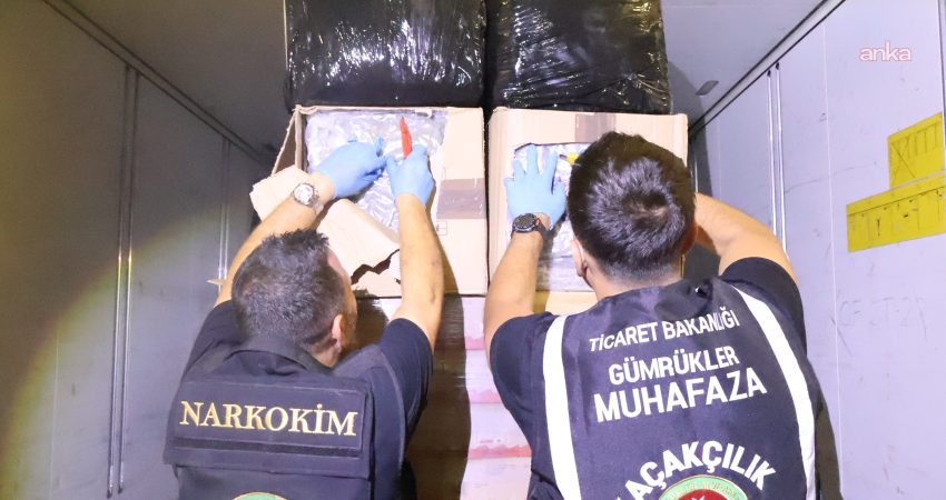 Ticaret Bakanlığı Gümrükler Muhafaza ekiplerince İstanbul Havalimanı’nda düzenlenen operasyonda 20