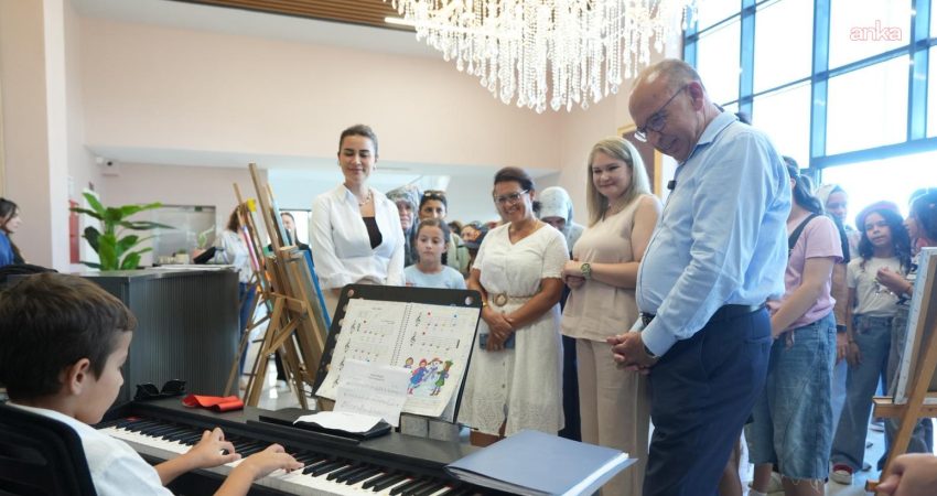 Turgutlu Belediyesi Atatürk Kültür Merkezi'nde (AKM) yaz dönemi boyunca düzenlenen