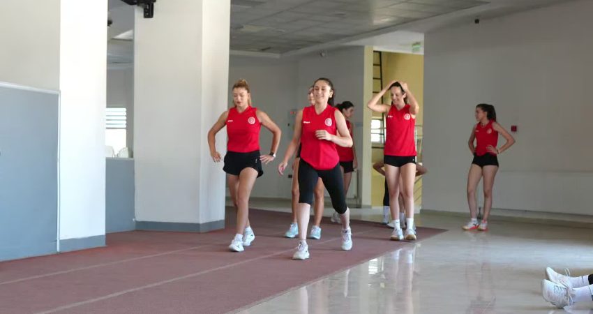 Turgutlu Belediyespor’dan “Kasaba Fan Kart” sahiplerine deplasman sürprizi Turgutlu Belediyespor, Kasaba Fan Kart sahiplerine özel düzenleyeceği çekilişle üç