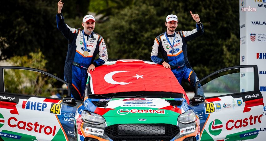 Türk otomobil sporları tarihinde ilk… Ali Türkkan, 2026 Dünya Gençler Ralli Şampiyonu oldu Castrol Ford Team Türkiye pilotu Ali Türkkan, Şili'de düzenlenen 2026