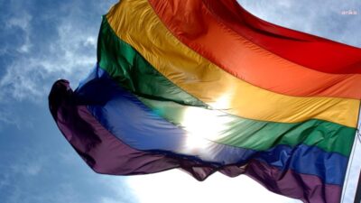 Türkiye'de LGBTİ topluluğuna yönelik operasyonlar, tutuklamalar ve internet erişim engelleri uluslararası