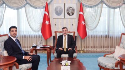 Tuzla Belediye Başkanı Eren Ali Bingöl, Cumhurbaşkanı Yardımcısı Cevdet Yılmaz