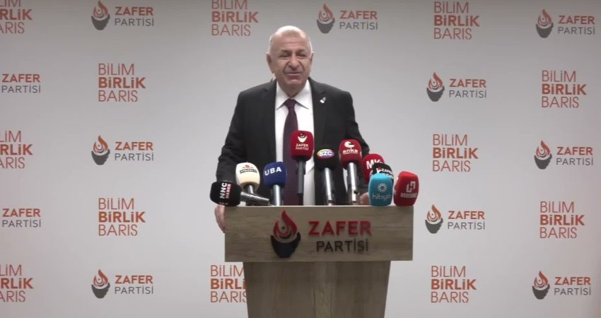 Zafer Partisi Genel Başkanı Ümit Özdağ, Dışişleri Bakanı Hakan Fidan'ın