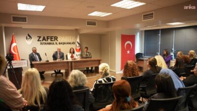 Zafer Partisi Genel Başkanı Ümit Özdağ ile parti yöneticileri, İstanbul