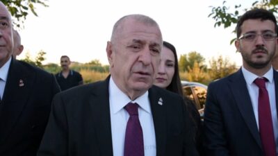 Zafer Partisi Genel Başkanı Ümit Özdağ, Manisa'nın Turgutlu ilçesinde okul