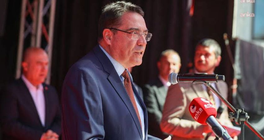Yankı Bağcıoğlu: “Mekke Ortak Savunma Anlaşması’nın sonuçları ciddi biçimde ele alınmalıdır” Emekli Tümamiral Yankı Bağcıoğlu, "Türkiye, Suudi Arabistan ve Pakistan arasında imzalanan