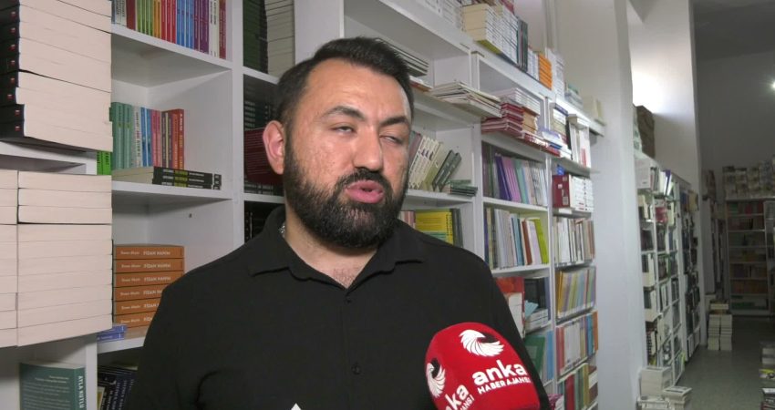 Yeni eğitim öğretim yılının başlamasına günler kala veliler ve kırtasiyeciler dert yandı 2026-2027 eğitim-öğretim yılının başlamasına sayılı günler kala, kırtasiyeciler ve veliler