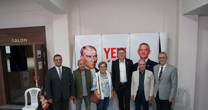 YENİ Parti Edremit İlçe Başkanlığı ön seçiminde Emin Yalçıntaş yeniden seçildi YENİ Parti Edremit İlçe Başkanlığı için yapılan ön seçimde kurucu