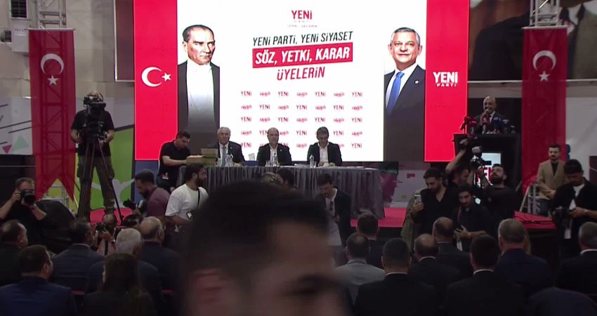 YENİ Parti Genel Başkanı Özgür Özel, partisinin Gaziemir'deki ilçe başkanlığının