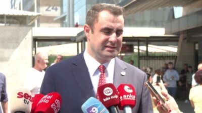 YENİ Parti İzmir İl Başkanı Çağatay Güç, muhalefet belediyelerine çok