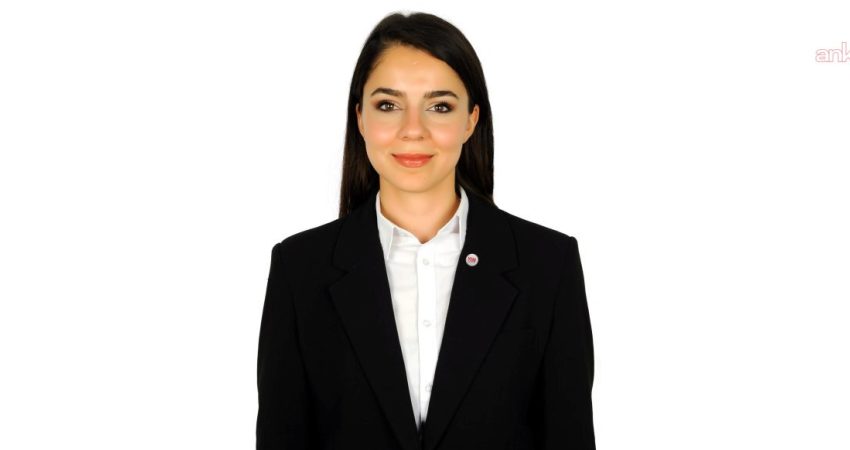YENİ Parti yaklaşık bin 900 üyeye ulaşan teşkilatta üyeler, 27