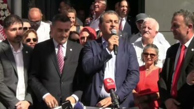 YENİ Parti İstanbul Milletvekili Gökan Zeybek, iktidarı köprü ve otoyol
