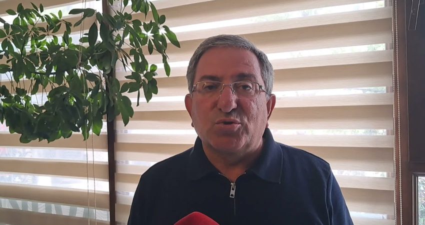 YENİ Partili Kalın’dan akaryakıt zammına tepki: “Meyveyi, sebzeyi daha pahalı yiyeceğiz” YENİ Parti Artvin İl Başkanı Bedrettin Kalın, "Mazot zamları diğer