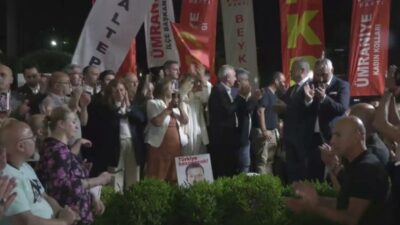 YENİ Partililer, yarın sabah yenilenecek belediye başkan vekilliği seçimi öncesi,