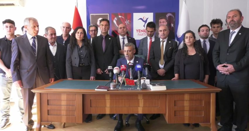 Yenilik Partisi Genel Başkanı Öztürk Yılmaz, AYM'nin, YENİ Parti’nin isminin
