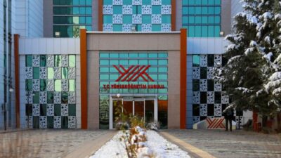  YÖK, üniversitelerden 2026-2027 eğitim-öğretim yılı açılış törenlerinde ve ilk derslerinde