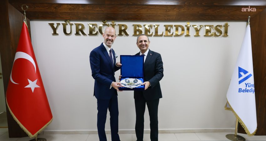 Yüreğir Belediye Başkan Vekili Tarık Özünal, ABD Adana Konsolosu Eric