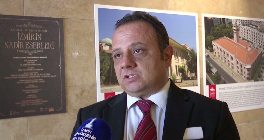 Dünyada yalnızca iki nüshası bulunan 15. yüzyıl eseri Düstûrnâme-i Enverî,