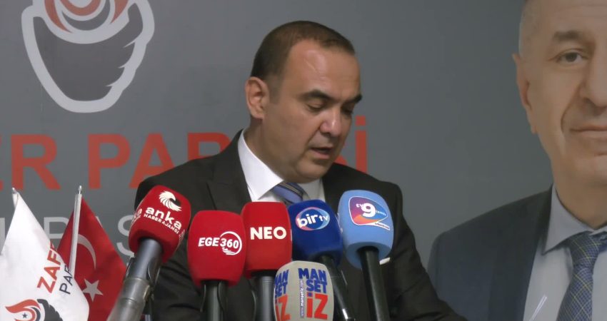 Zafer Partisi İzmir İl Başkanı Bezircilioğlu: Cemil Tugay’ın AK Parti’ye gitmesine gönlümüz razı değil Zafer Partisi İzmir İl Başkanı Sinan Bezircilioğlu, "İzmirlilerin gönlünden geçen