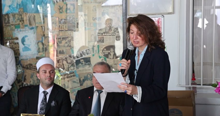 Türk sanat müziğinin unutulmaz ismi Zeki Müren, vefatının 30’uncu yılında