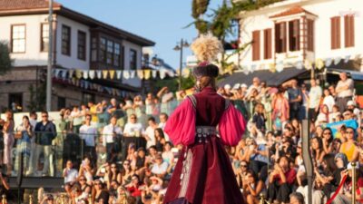 Muratpaşa Belediyesi’nin bu yıl 11’incisini düzenlediği "Kaleiçi Old Town Festivali",