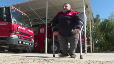 Cam kemik hastalığıyla dünyaya gelen Yaşar Karaduman, İzmir İtfaiyesi’nde 24