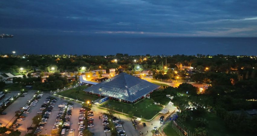 Antalya Büyükşehir Belediyesi tarafından bu yıl 16’ncısı düzenlenen Antalya Kitap