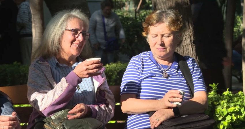 İzmir Büyükşehir Belediyesi'nin 60 yaş ve üzeri vatandaşların aktif yaşama