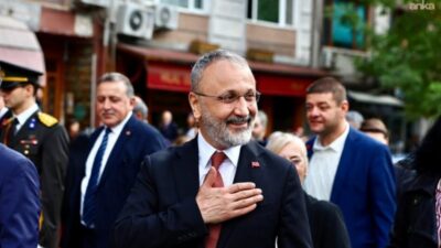 Belediyelere yönelik operasyonlarda tutuklanan Eyüpsultan Belediye Başkanı Mithat Bülent Özmen,